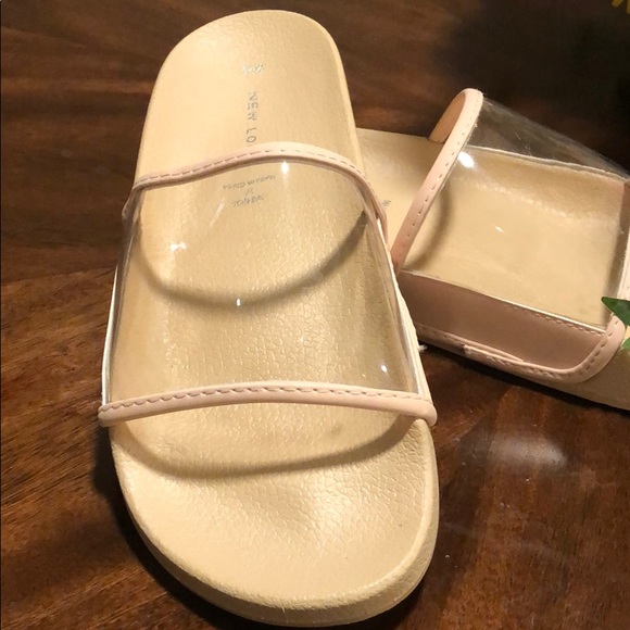 Slippers - Picture 2 of 4